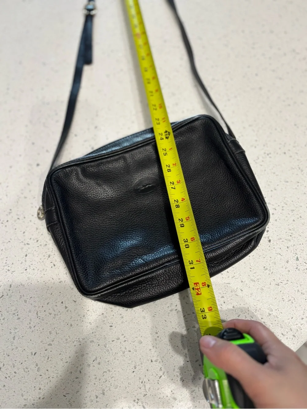 Vintage pebble leather Longchamp Black Leather Messenger Crossbody